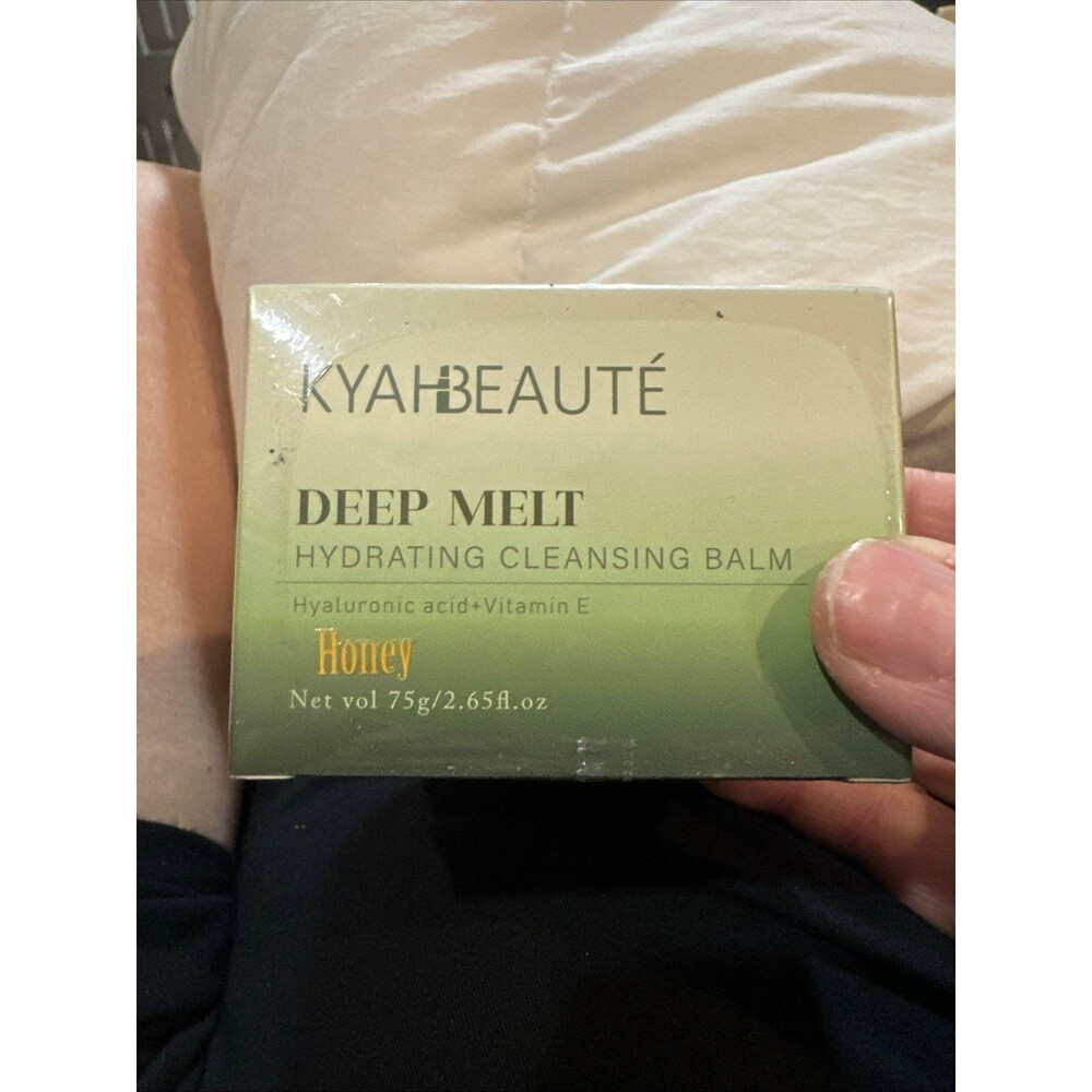 KYAHBEAUTÉ Deep Melt Hydrating Cleansing Balm Honey 2.65 fl. oz.  
Brand New in